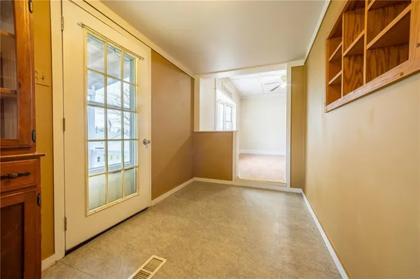 $134,900 | 215 West 1st Street, Burlington Junction, MO 64428