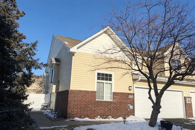 $275,000 | 14103 Plymouth Avenue, Burnsville, MN 55337