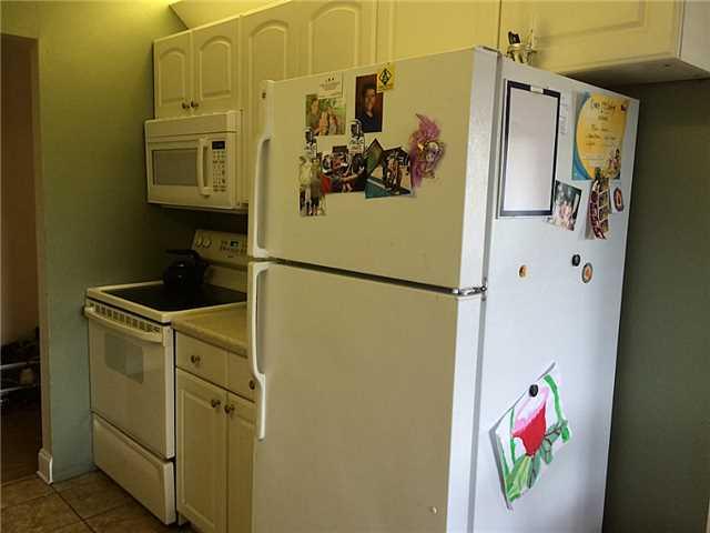 150 Pineview Road, Unit D7 Jupiter, FL 33469 - Photo 8 of 16 Gallery Image 8