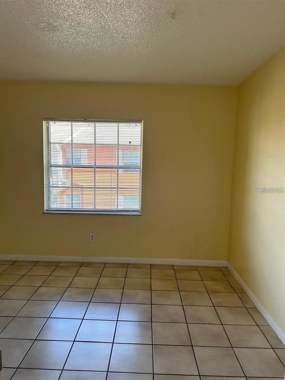 1627 West Oak Ridge Road, Unit D Orlando, FL 32809 - Photo 10 of 17 Gallery Image 10