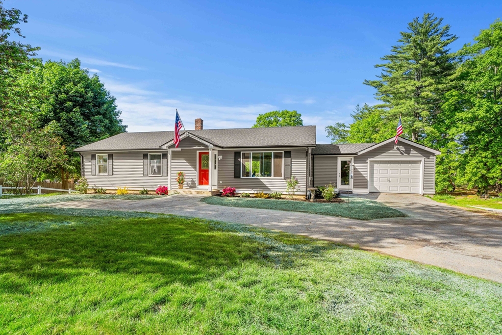 102 Kimball Road Amesbury, MA 01913 - Photo 2 of 42