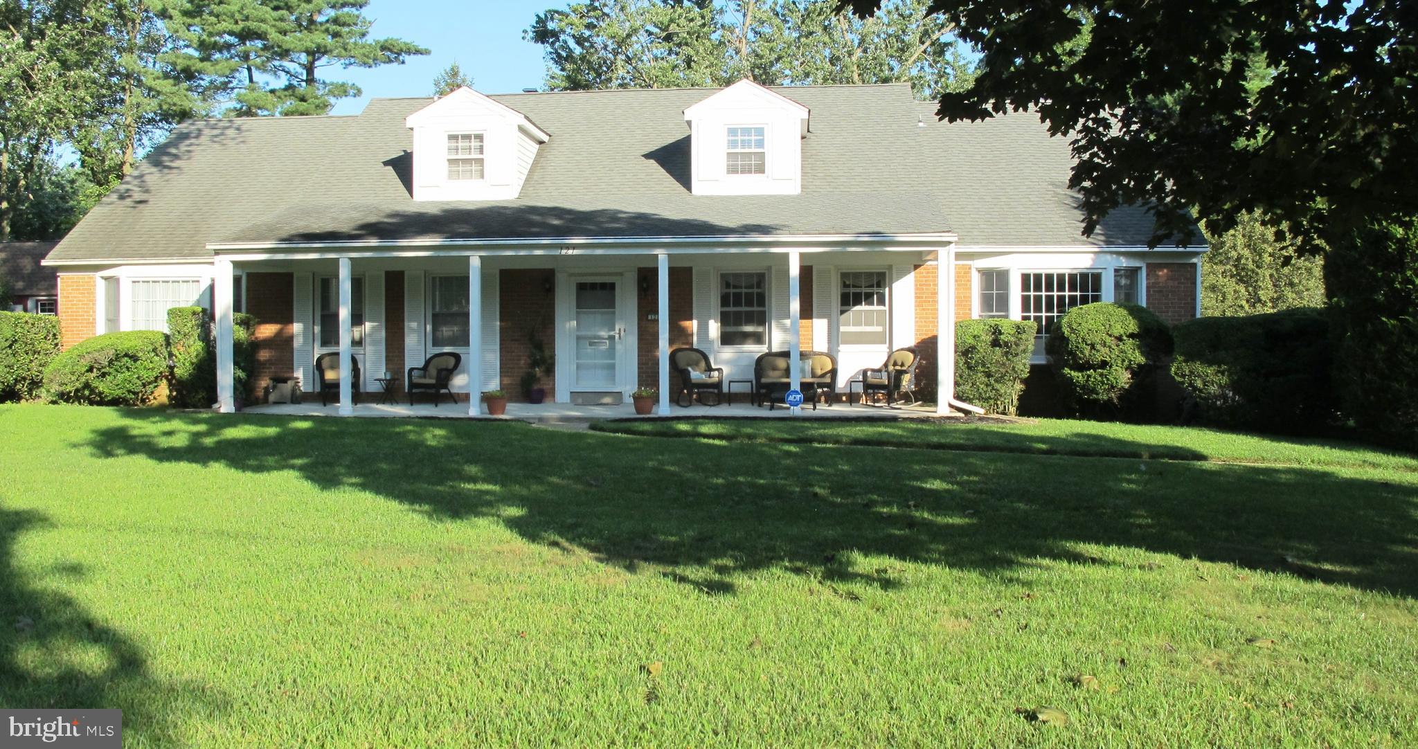 121 Devon Road Cinnaminson, NJ 08077 - Photo 1 of 39 "Charming New England Cape Design"