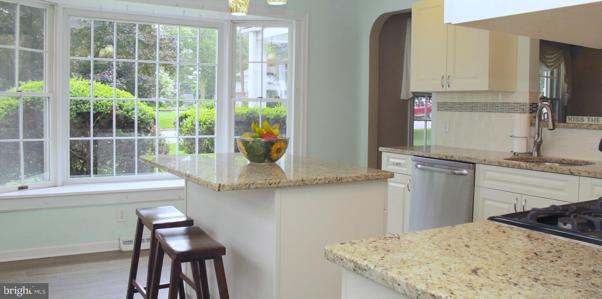 121 Devon Road Cinnaminson, NJ 08077 - Photo 16 of 39 Bright & Cherry