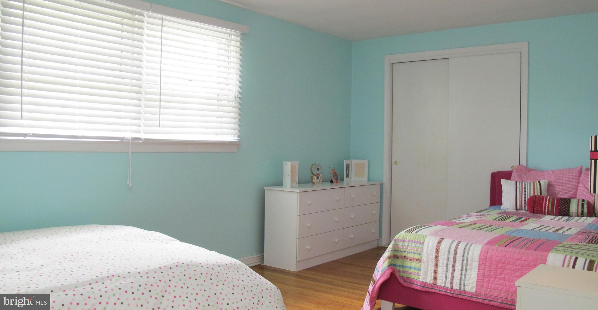 121 Devon Road Cinnaminson, NJ 08077 - Photo 30 of 39 Bedroom 4 (Upper Level)