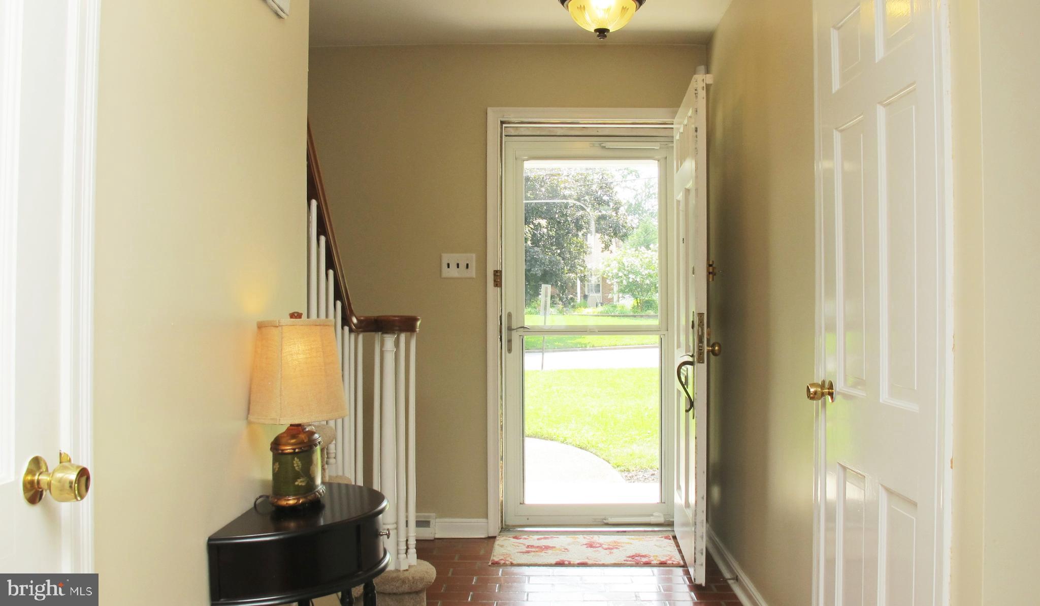 121 Devon Road Cinnaminson, NJ 08077 - Photo 4 of 39 Entry Foyer