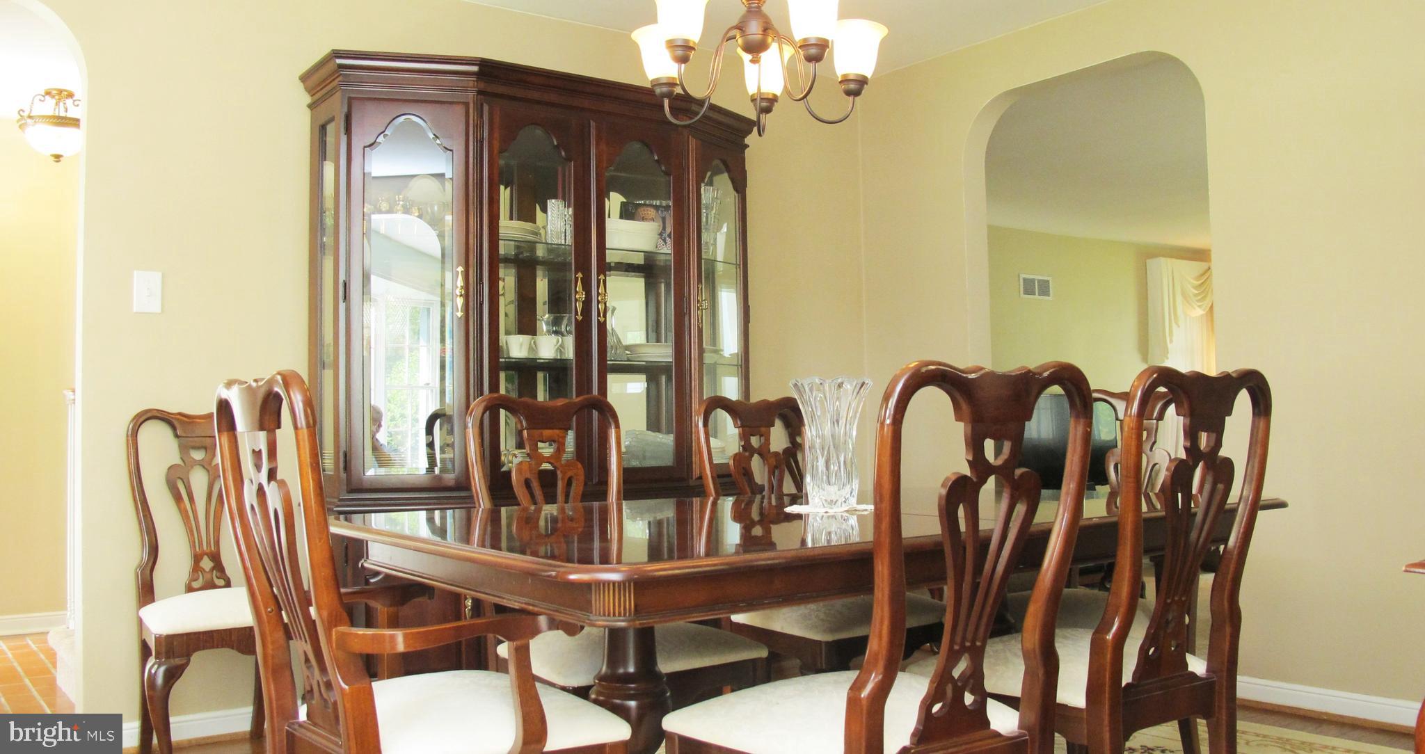 121 Devon Road Cinnaminson, NJ 08077 - Photo 8 of 39 Easy Flow When Entertaining