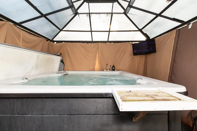 $209,000 | 1175 Westlake Woods Drive, Battle Creek, MI 49037