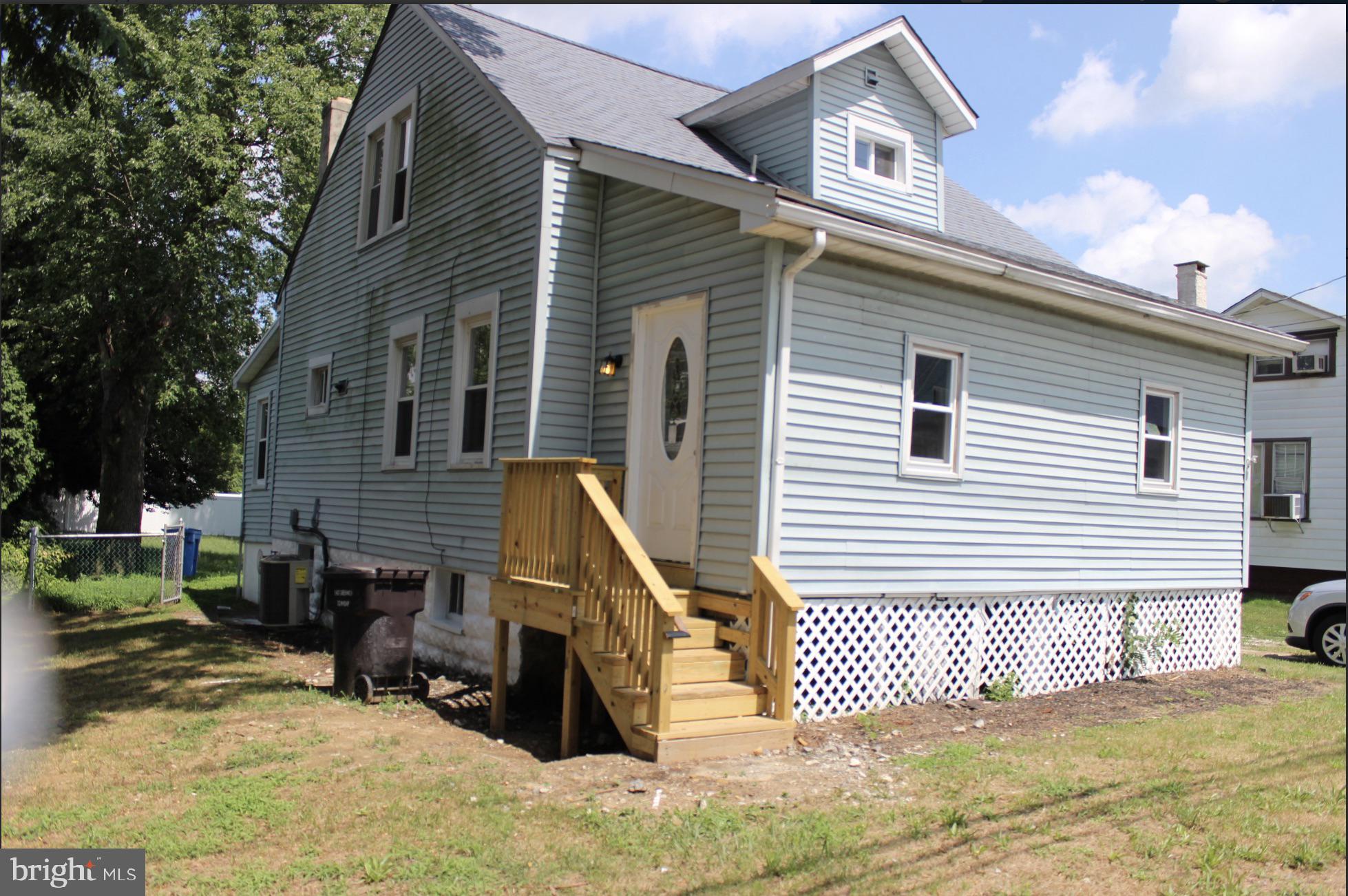 12 Mantua Road Mount Royal, NJ 08061 - Photo 1 of 11