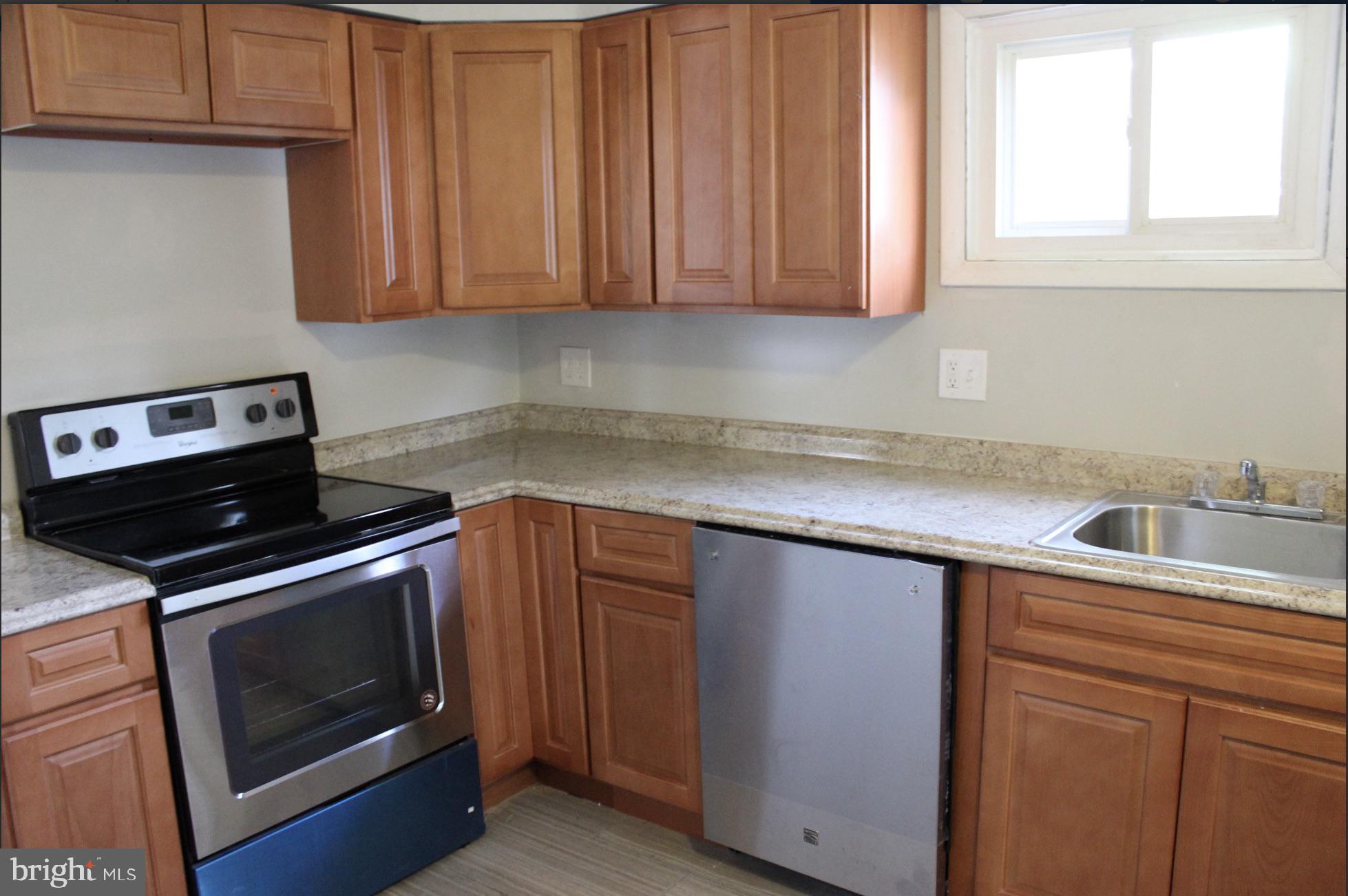 12 Mantua Road Mount Royal, NJ 08061 - Photo 3 of 11