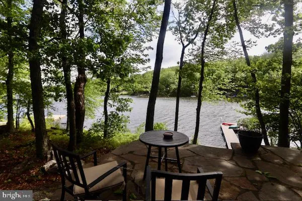 $1,500,500 | 133 Corral Lane, Hawley, PA 18428