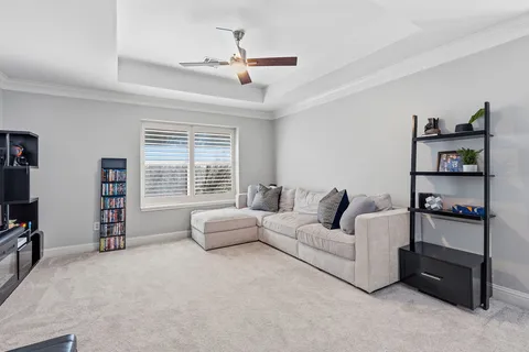 $724,900 | 5000 Mission Oaks Boulevard, Unit 30, Austin, TX 78735