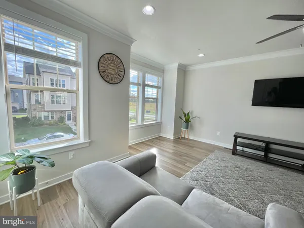 $3,250 | 8608 Shady Pines Drive, Unit 22712, Frederick, MD 21704