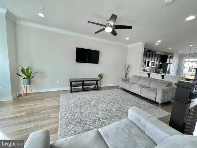 $3,300 | 8608 Shady Pines Drive, Unit 22712, Frederick, MD 21704