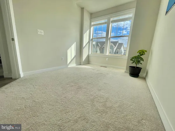 $3,250 | 8608 Shady Pines Drive, Unit 22712, Frederick, MD 21704