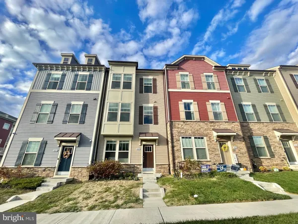 $3,250 | 8608 Shady Pines Drive, Unit 22712, Frederick, MD 21704