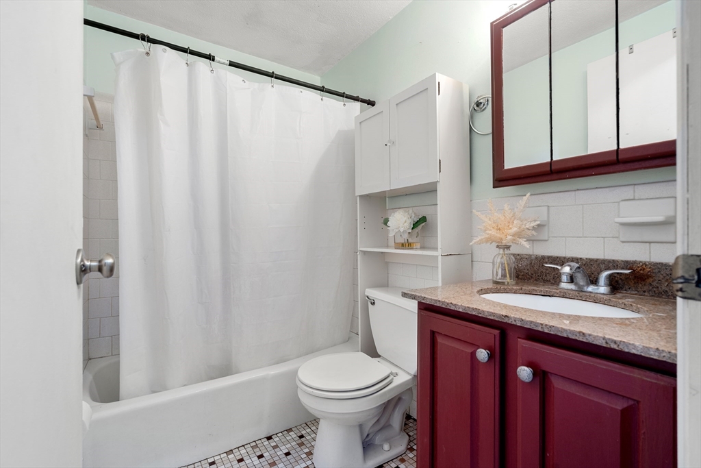 140 Swanson Road, Unit 422 Boxborough, MA 01719 - Photo 11 of 27 Gallery Image 11