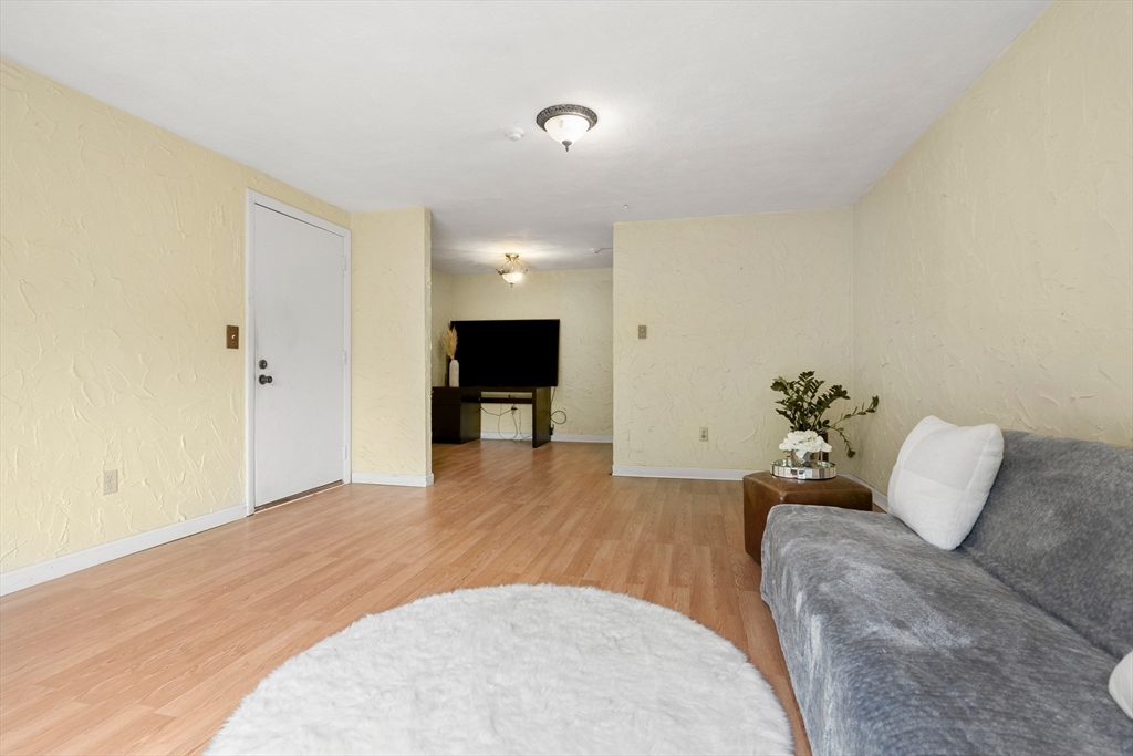 140 Swanson Road, Unit 422 Boxborough, MA 01719 - Photo 17 of 27 Gallery Image 17
