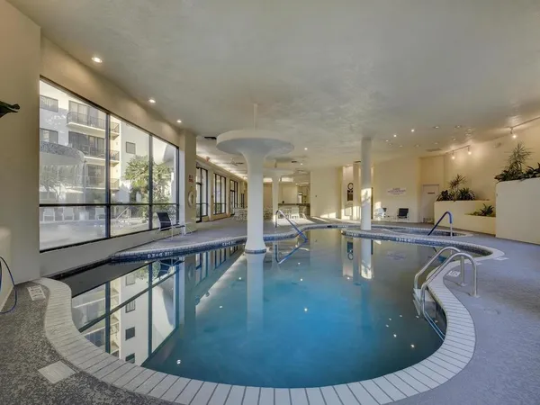 $2,695 | 40 North Interstate 35 Street South, Unit 8C4, Austin, TX 78701
