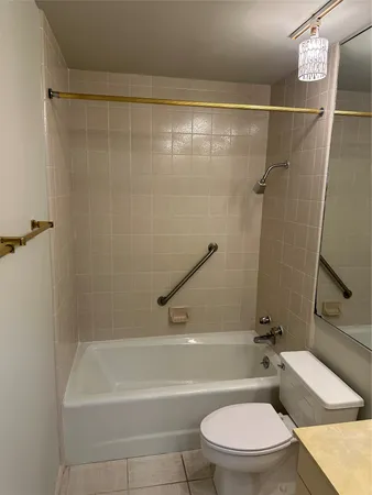 $2,695 | 40 North Interstate 35 Street South, Unit 8C4, Austin, TX 78701