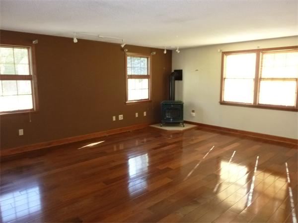 26 Chatham Road Billerica, MA 01821 - Photo 7 of 15