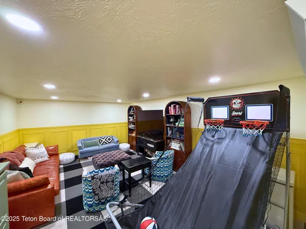 $825,000 | 570 Easy Street, Driggs, ID 83422