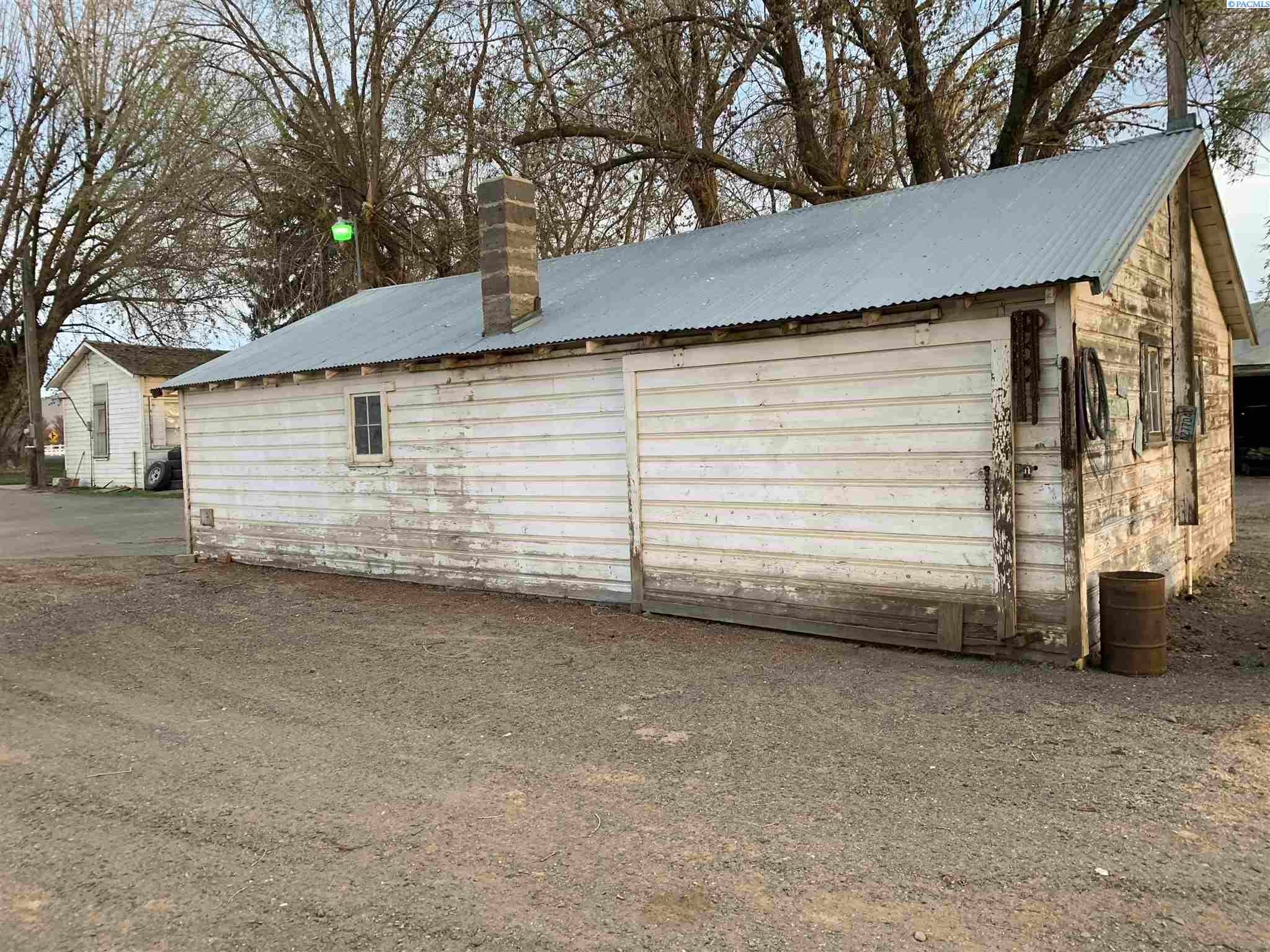 950 Lower County Line Road Prosser, WA 99350 - Photo 14 of 30 Gallery Image 14