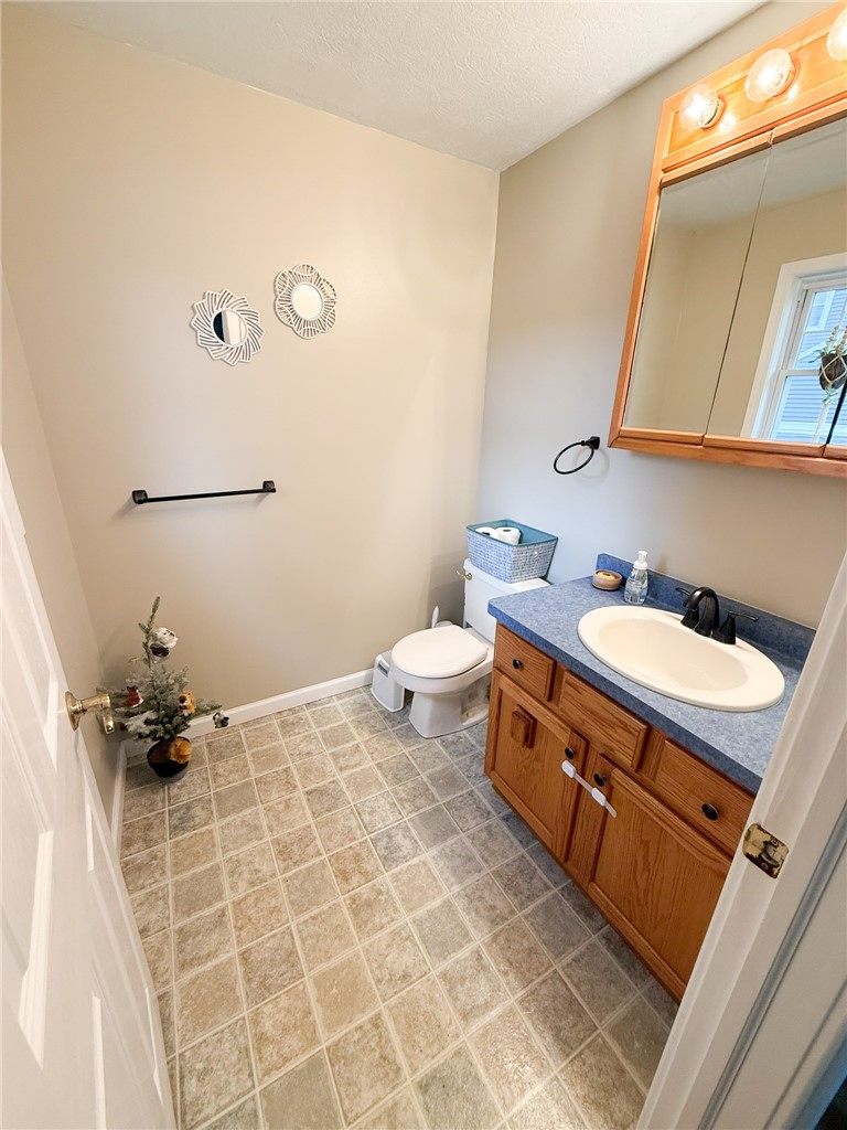 1240 Canandaigua Road Palmyra, NY 14522 - Photo 11 of 31