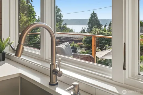 $1,120,000 | 1113 Goat Trail Road, Mukilteo, WA 98275