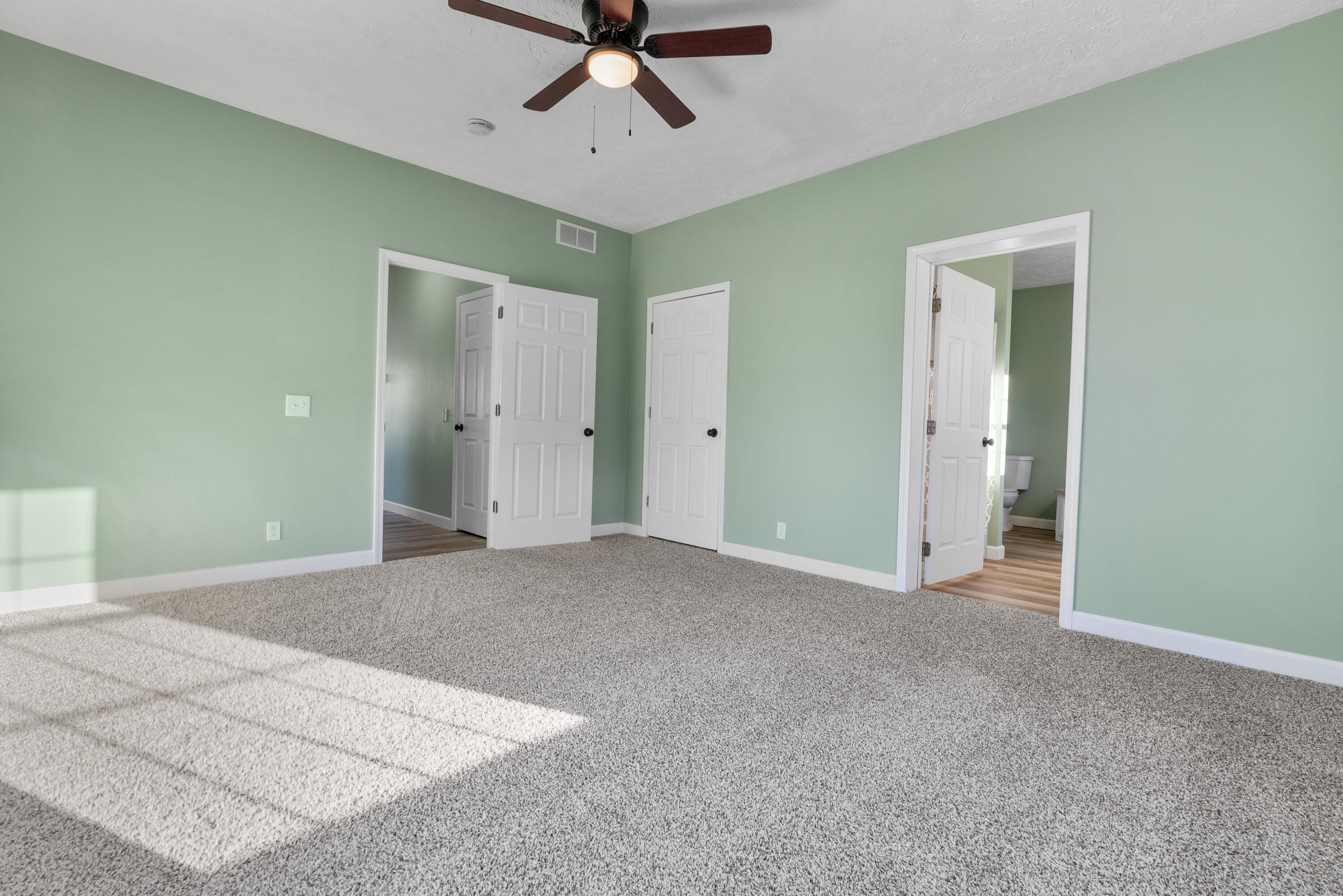 4557 East 1040 North Demotte, IN 46310 - Photo 11 of 25 3000x2003