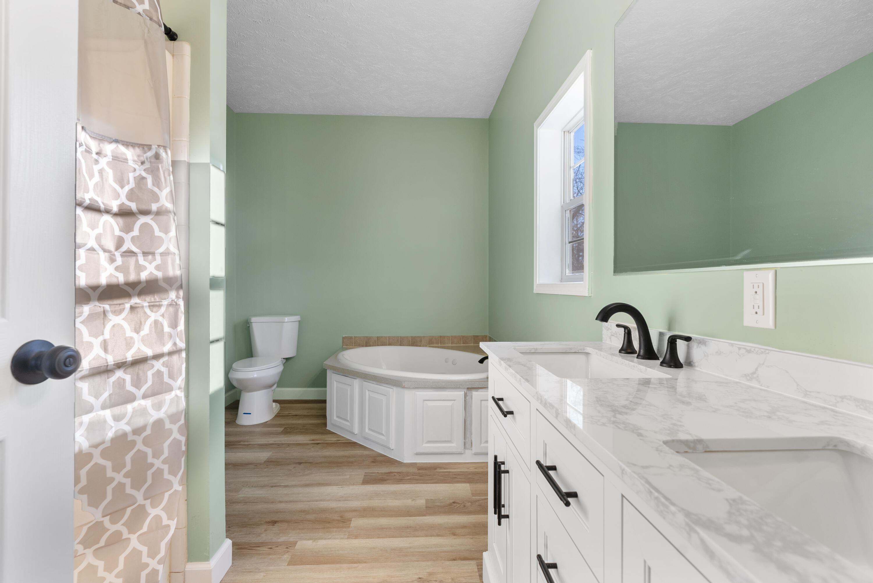 4557 East 1040 North Demotte, IN 46310 - Photo 13 of 25 3000x2003