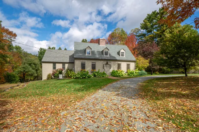 $805,000 | 1196 Highway 117, Sugar Hill, NH 03586