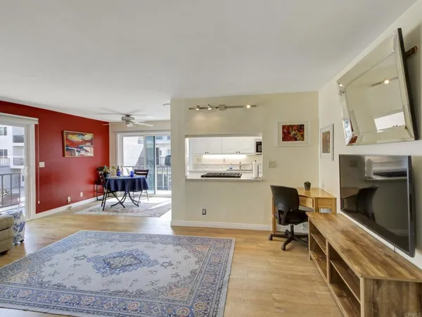 $700,000 | 1600 Ardmore Avenue, Unit 234, Hermosa Beach, CA 90254