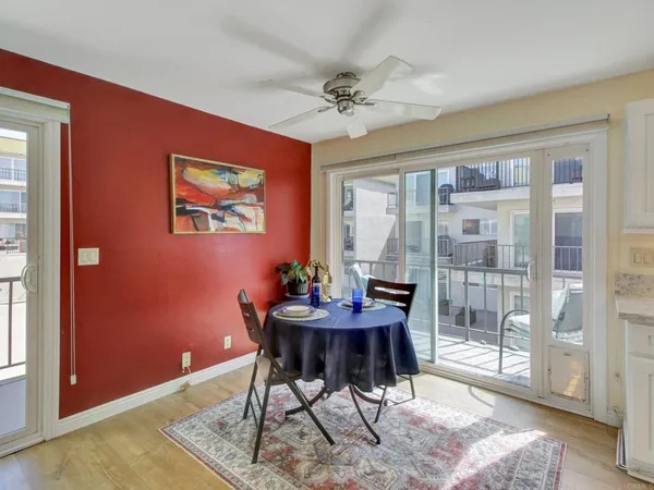 $700,000 | 1600 Ardmore Avenue, Unit 234, Hermosa Beach, CA 90254