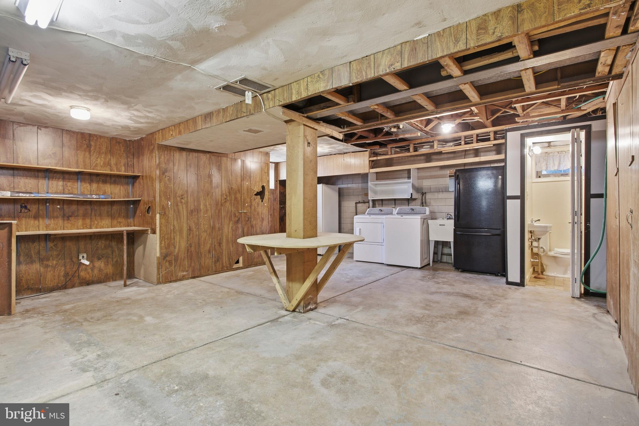 678 Andrew Road Springfield, PA 19064 - Photo 29 of 40