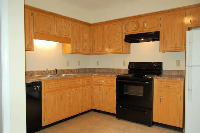 $950 | 430 Martha Lane, Unit A, Clarksville, TN 37043