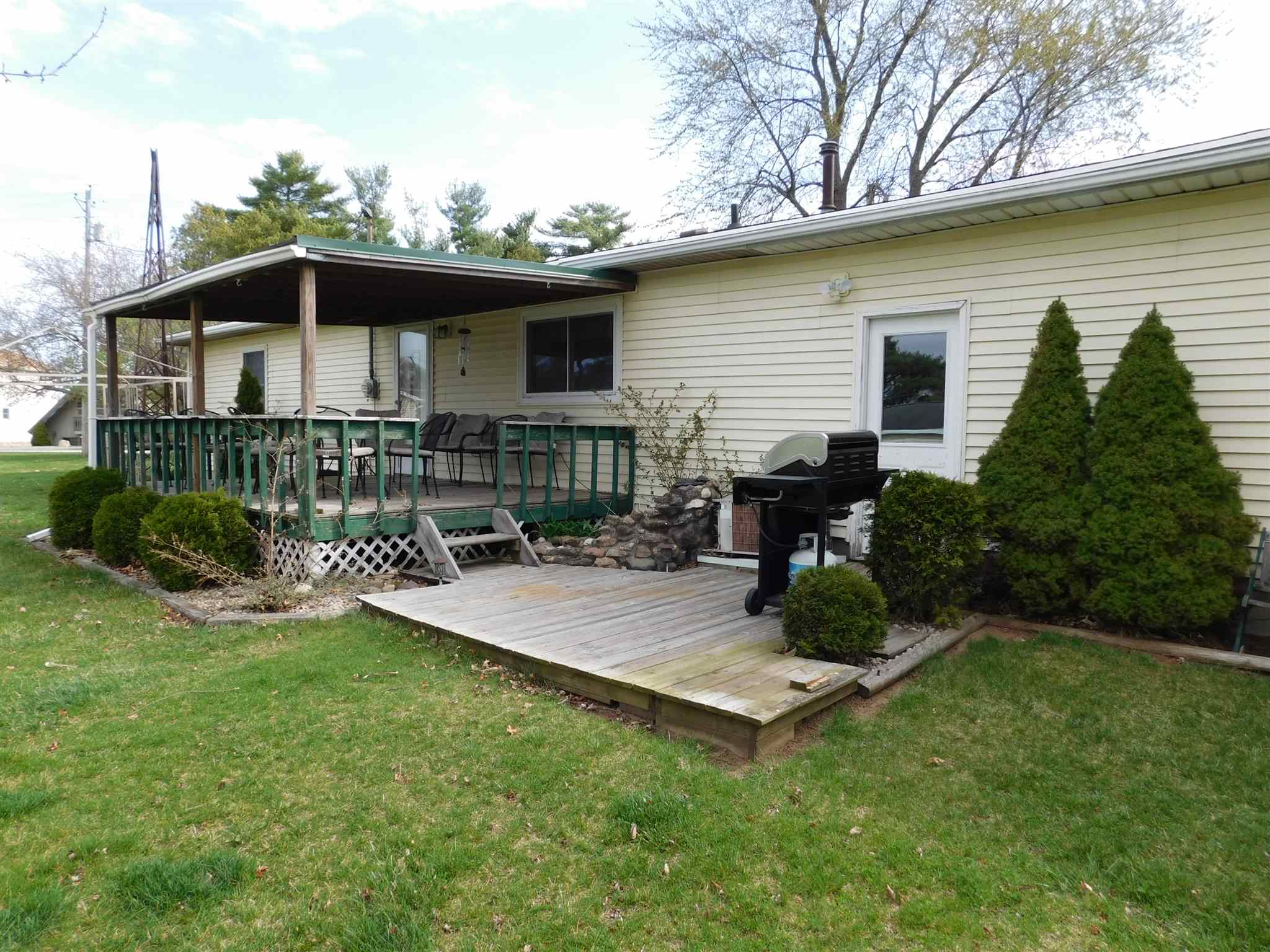 10563 North Grove Road Milford, IN 46542 - Photo 26 of 36 Gallery Image 26