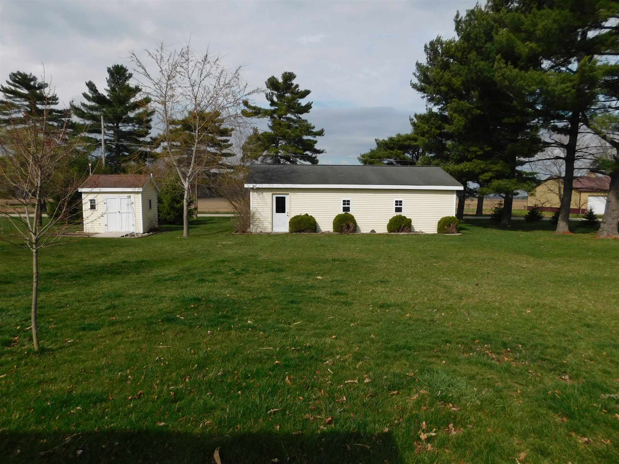 10563 North Grove Road Milford, IN 46542 - Photo 33 of 36 Gallery Image 33