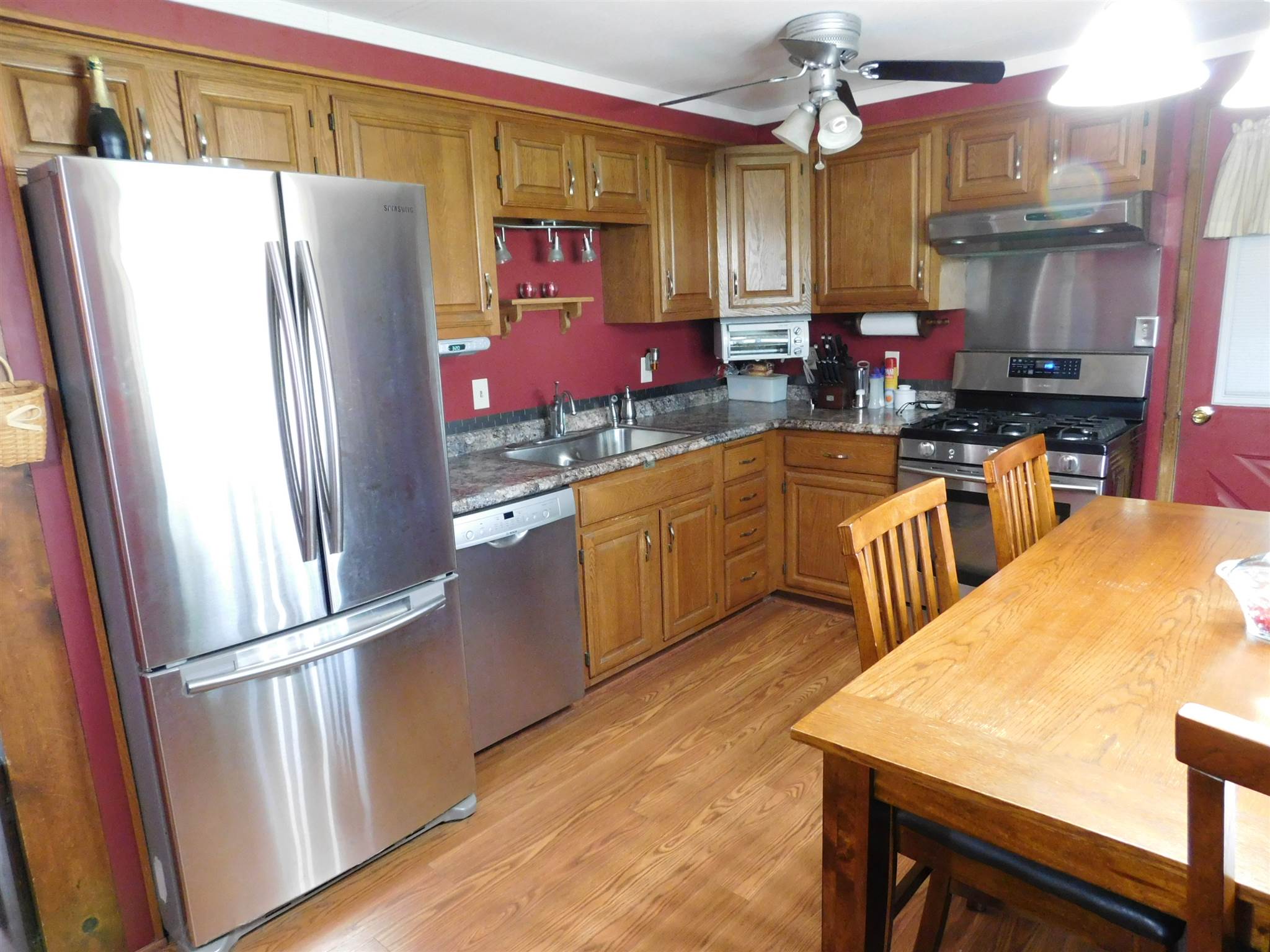 10563 North Grove Road Milford, IN 46542 - Photo 6 of 36 Gallery Image 6