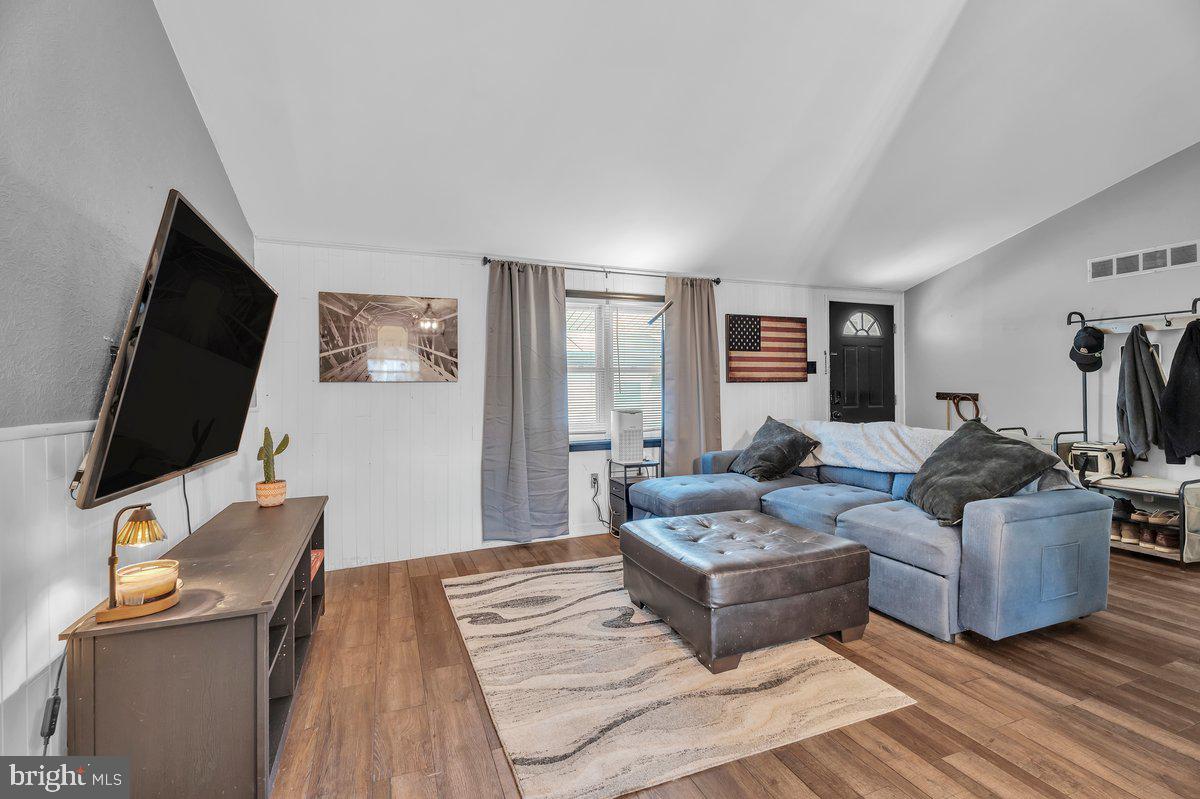 39 Wilson Road Pine Hill, NJ 08021 - Photo 6 of 27 Gallery Image 6