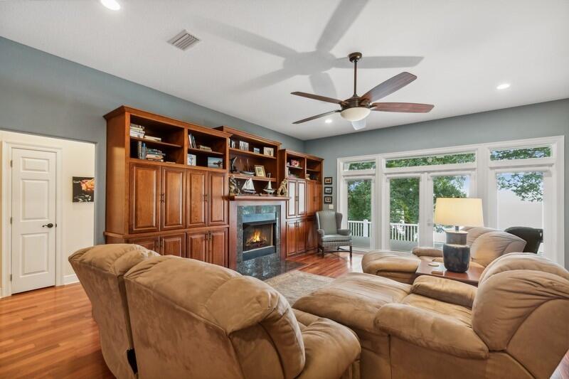 385 Red Barn Road Freeport, FL 32439 - Photo 11 of 45 37_385RedBarnRd_2111_FlexMLS800x600_800x
