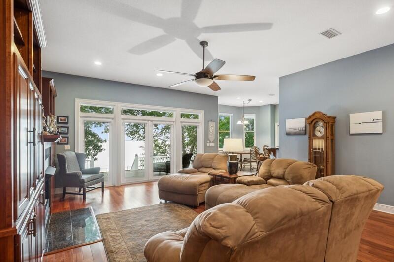 385 Red Barn Road Freeport, FL 32439 - Photo 10 of 45 38_385RedBarnRd_2112_FlexMLS800x600_800x
