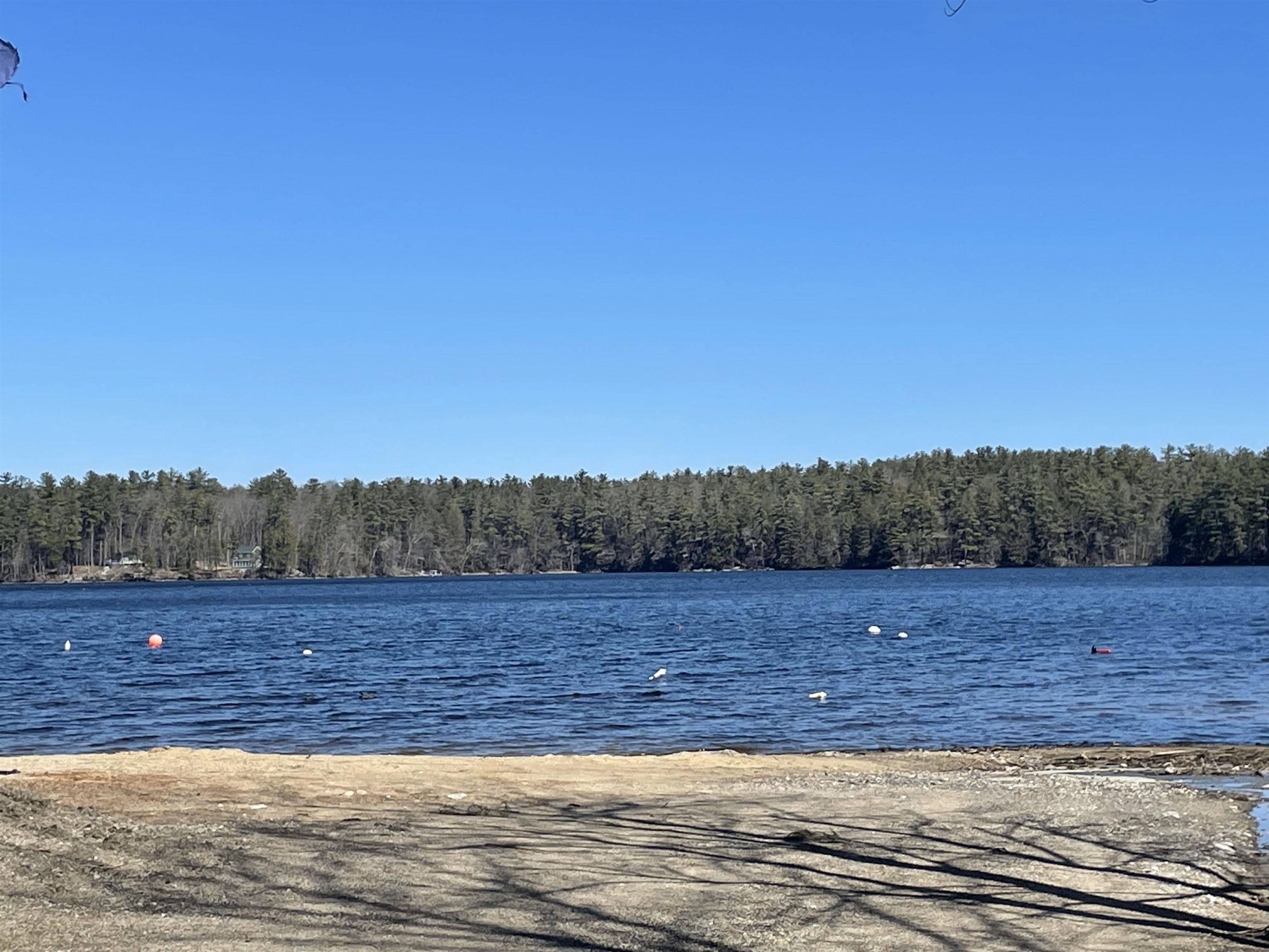 230 Chases Grove Road Derry, NH 03038 - Photo 7 of 10