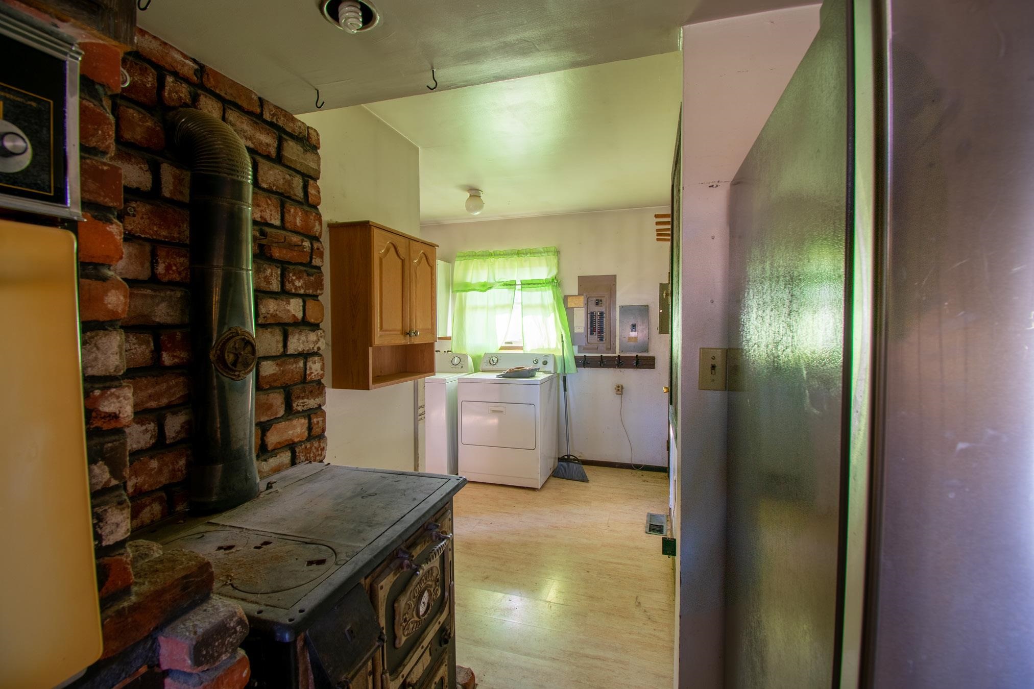 4627 Furzee Road Clayton, WA 99110 - Photo 7 of 50