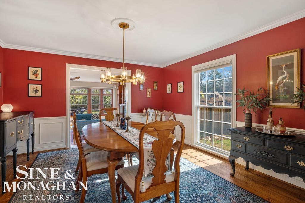 312 Cloverly Road Grosse Pointe, MI 48236 - Photo 10 of 89 50170282-c4b81d86-3c10-4144-a0e4-6f1253719ef8.JPG
