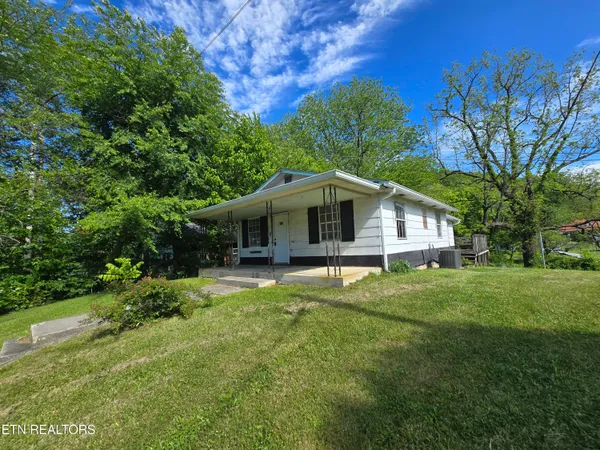 $53,000 | 6742 Dr Thomas Walker Road, Rose Hill, VA 24281