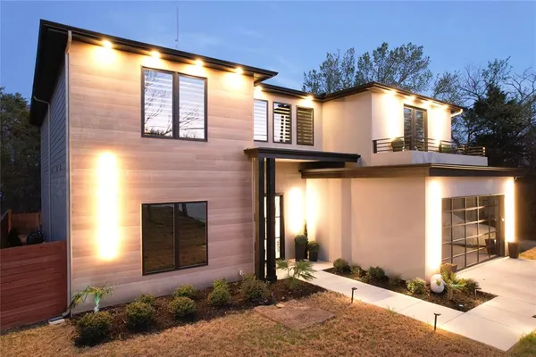 $849,900 | 522 South Clark Road, Cedar Hill, TX 75104