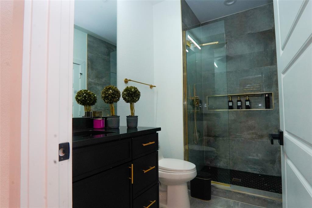 522 South Clark Road Cedar Hill, TX 75104 - Photo 11 of 16