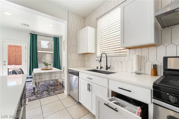 $428,000 | 7403 Benlomond Avenue, Las Vegas, NV 89179