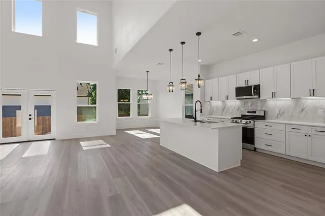 $699,000 | 504 South Tennessee Street, McKinney, TX 75069