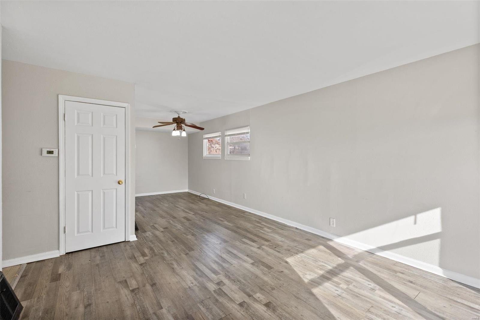 217 Ben Nevis Road St. Louis, MO 63137 - Photo 16 of 20